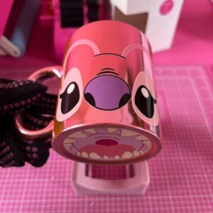 Taza metálica cromada con personaje Lilo impreso